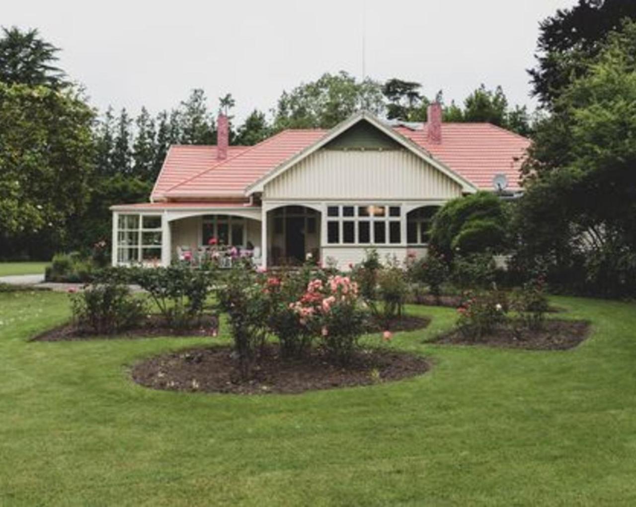 Hemsworth Estate Guest House Elgin Exterior photo