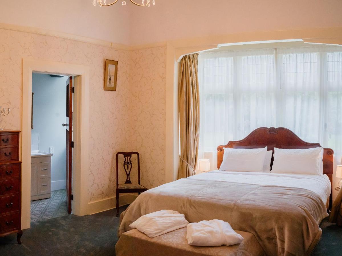 Hemsworth Estate Guest House Elgin Room photo